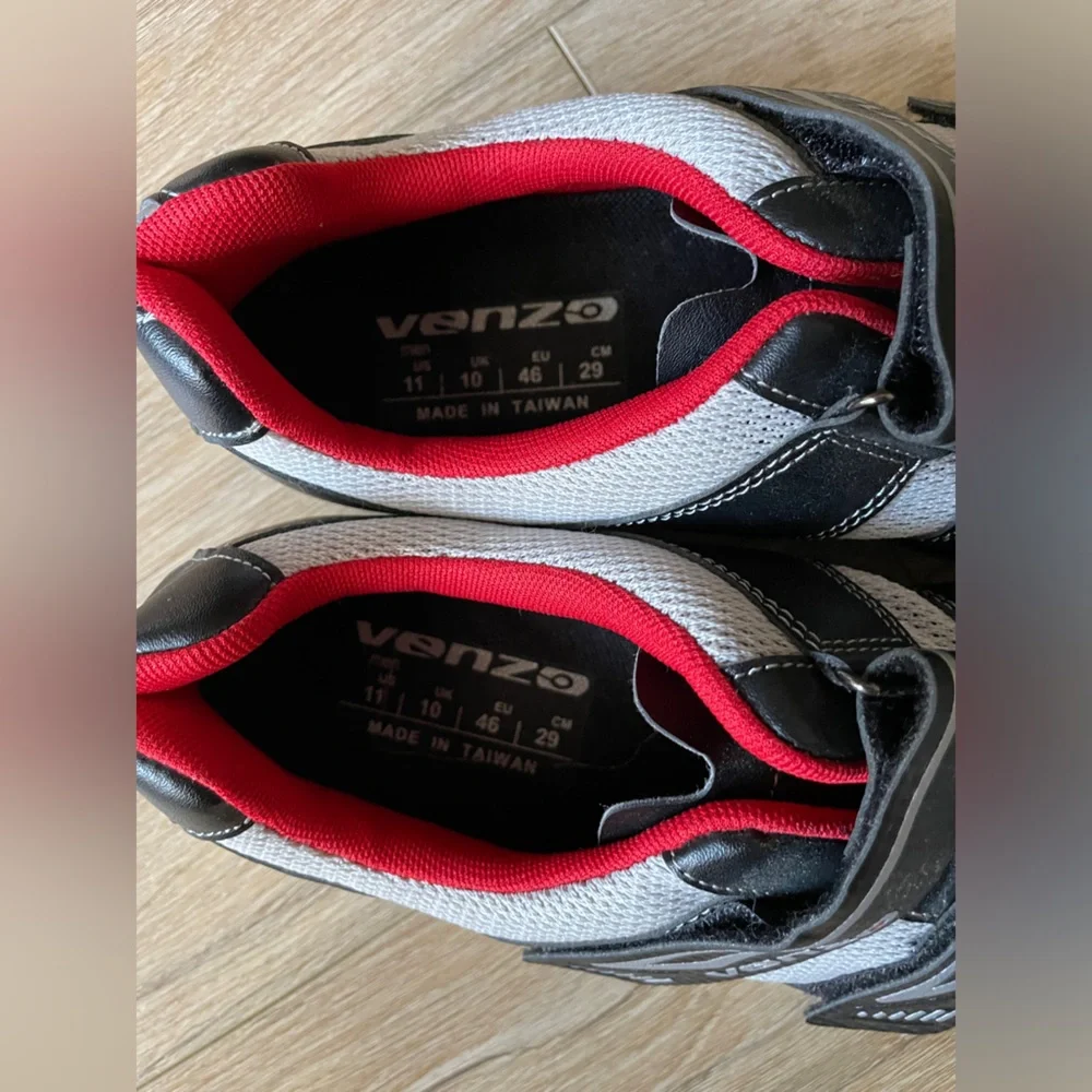 Venzo Cycling Shoes with Delta Clips Peloton Compatible